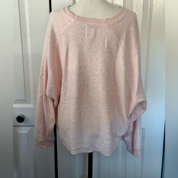 DESIGNED BY BILLABONG!!!! Great Condition Long-sleeve Pink Very Comfy Top - Picture 2 of 5